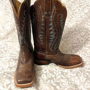Ariat boots Cowboy Boots Size 8B